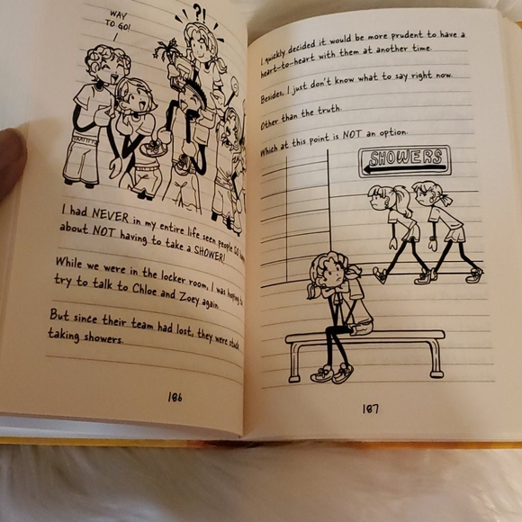 Dork Diaries #8 - Picture 3 of 3